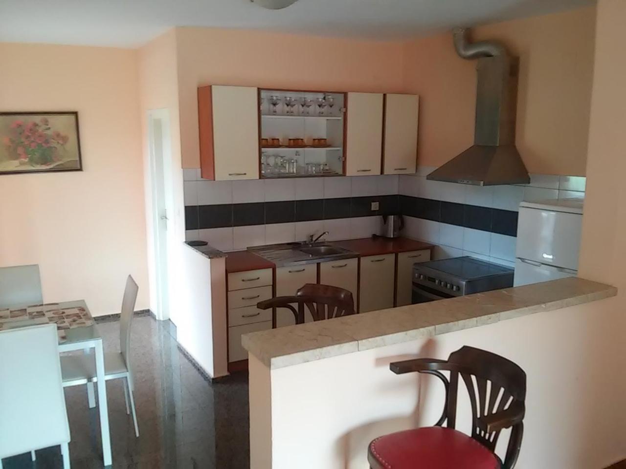 Vuk Apartman Posedarje